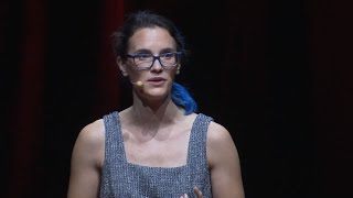 Les toilettes : constructions spatiales et sociales | Lucile Biarrotte | TEDxChampsElyseesWomen